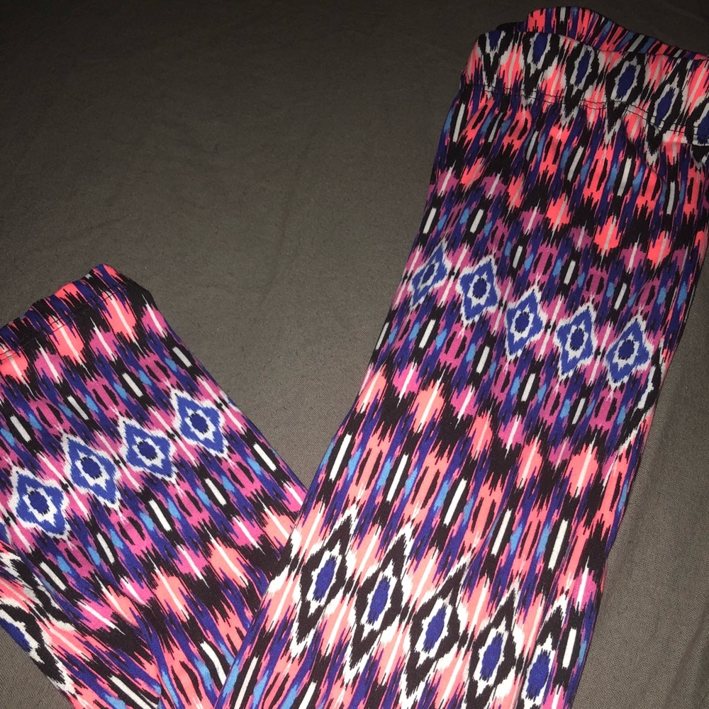 Gorgeous Multi-colored leggings