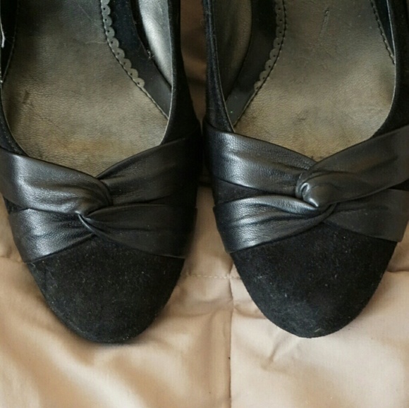 Black Alfani Heels Size 8 - Leather and Suede - Picture 2 of 5