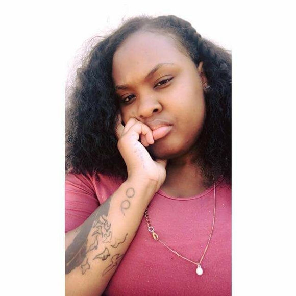 Meet your Posher, Tae - Picture 1 of 1