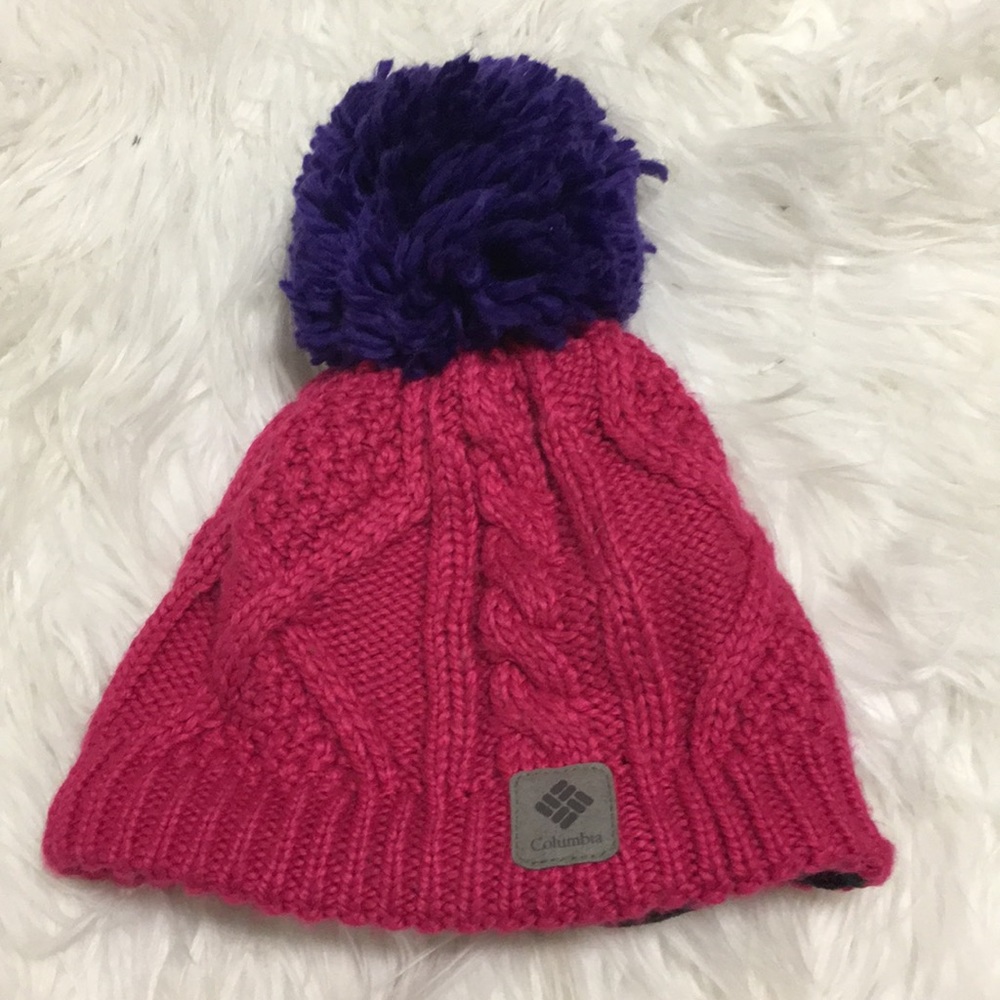 Columbia youth chunky winter hat with pom Pom