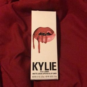 Kylie Jenner Lip kit “Kristen”