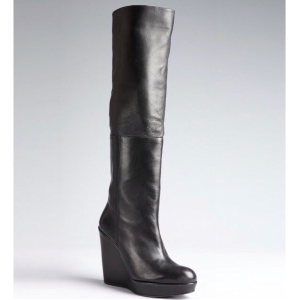 Stuart Weitzman Black Molten Wedge Heel Boots