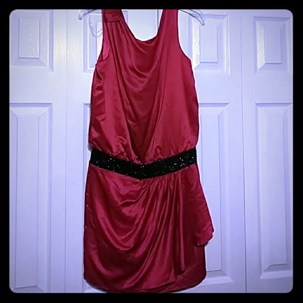 Cocktail dress w/sequins