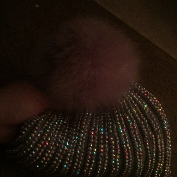 Hat - Picture 3 of 3