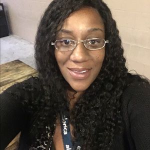 Meet your Posher, Ingrid