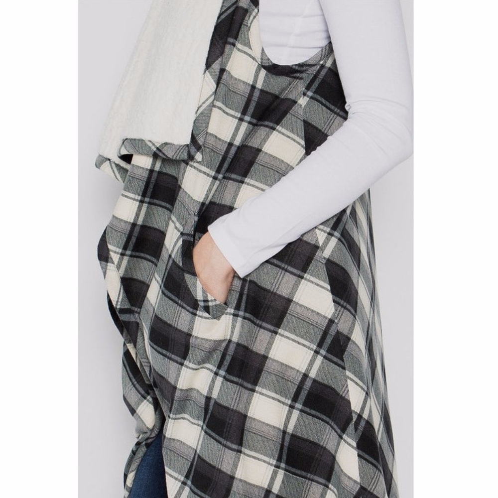 Black White Buffalo Plaid Faux Fur Sherpa Lined Long Vest Jacket Coat Outerwear - Picture 5 of 5