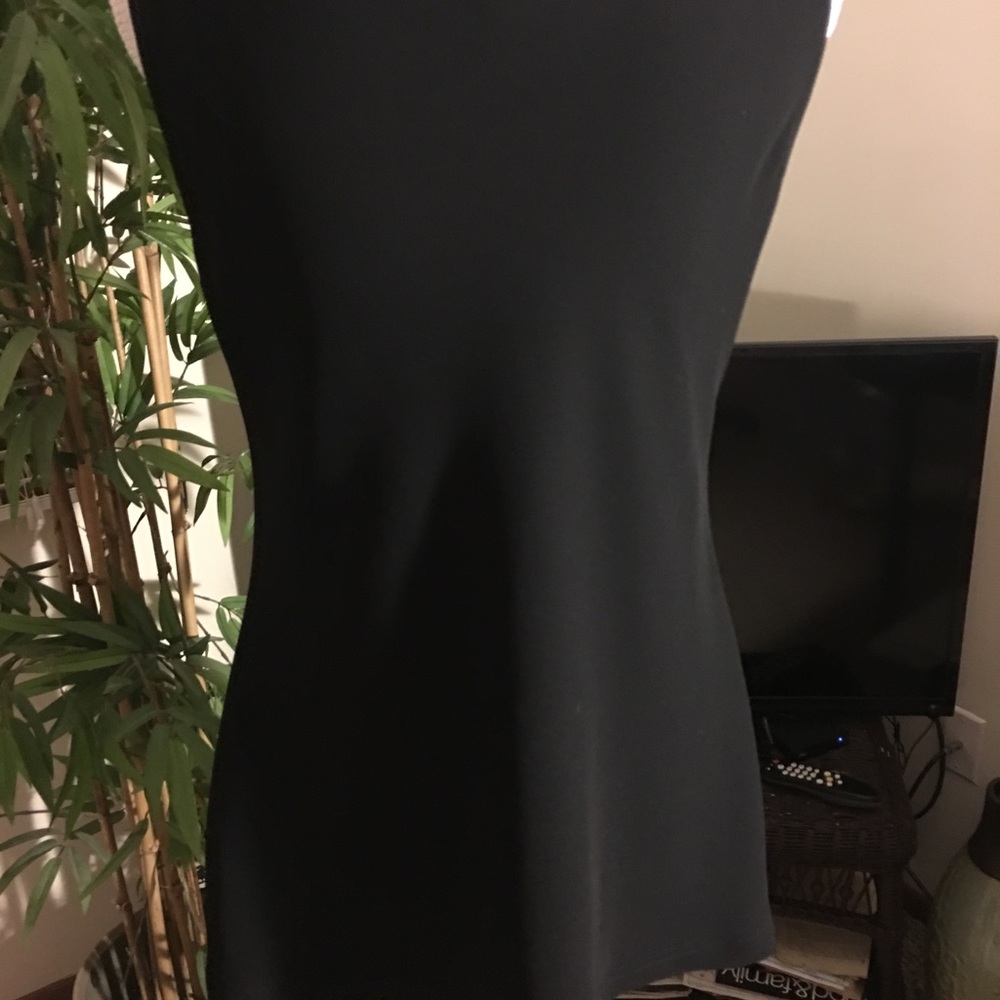 Black dressy top made of 100% Polyester - Picture 2 of 4