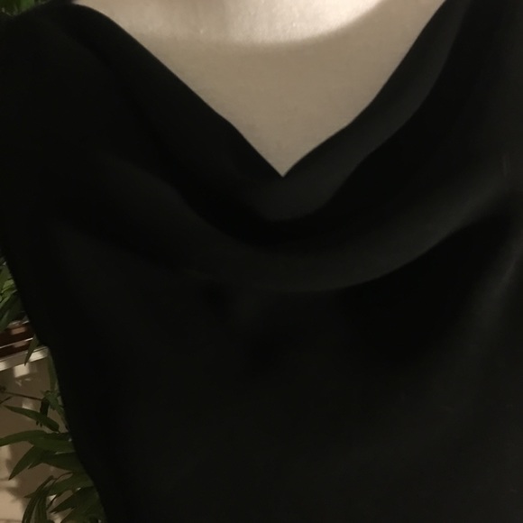 Jones New York Tops - Black dressy top made of 100% Polyester