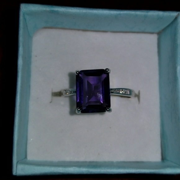 Sold - Picture 5 of 5