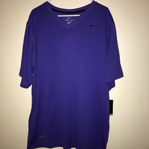 ⭐️BRAND NEW!⭐️w/ tags NIKE DRI-FIT T-shirt