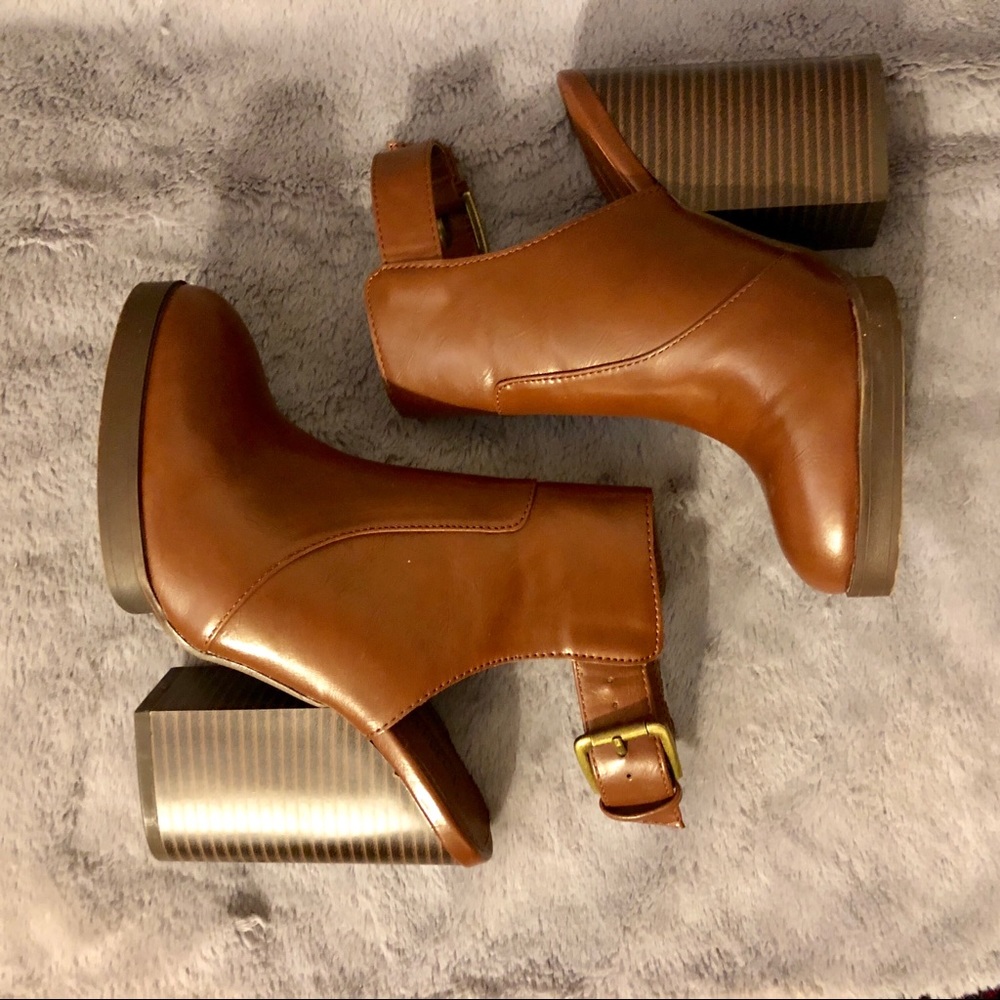 Faux Leather Cognac Cut Out Bootie F21
