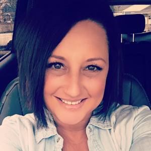 Meet your Posher, Davina