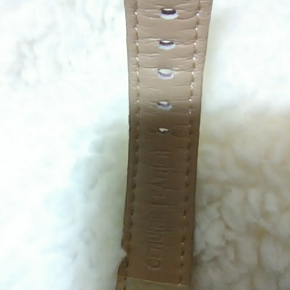 Louis Vuitton watch main image 4