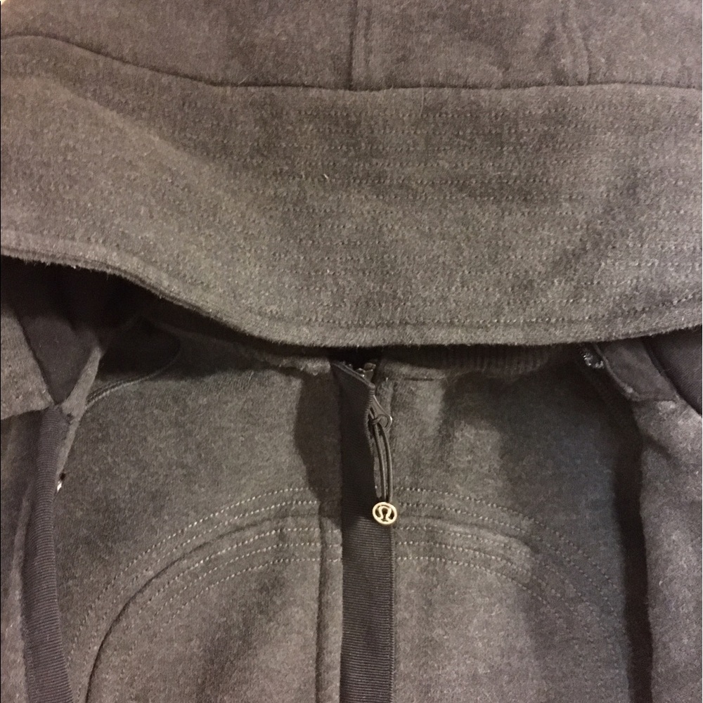 Lululemon scuba zip up with removable hood - Picture 3 of 6