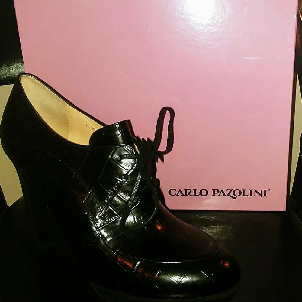 Black Crocodile Print Block heel