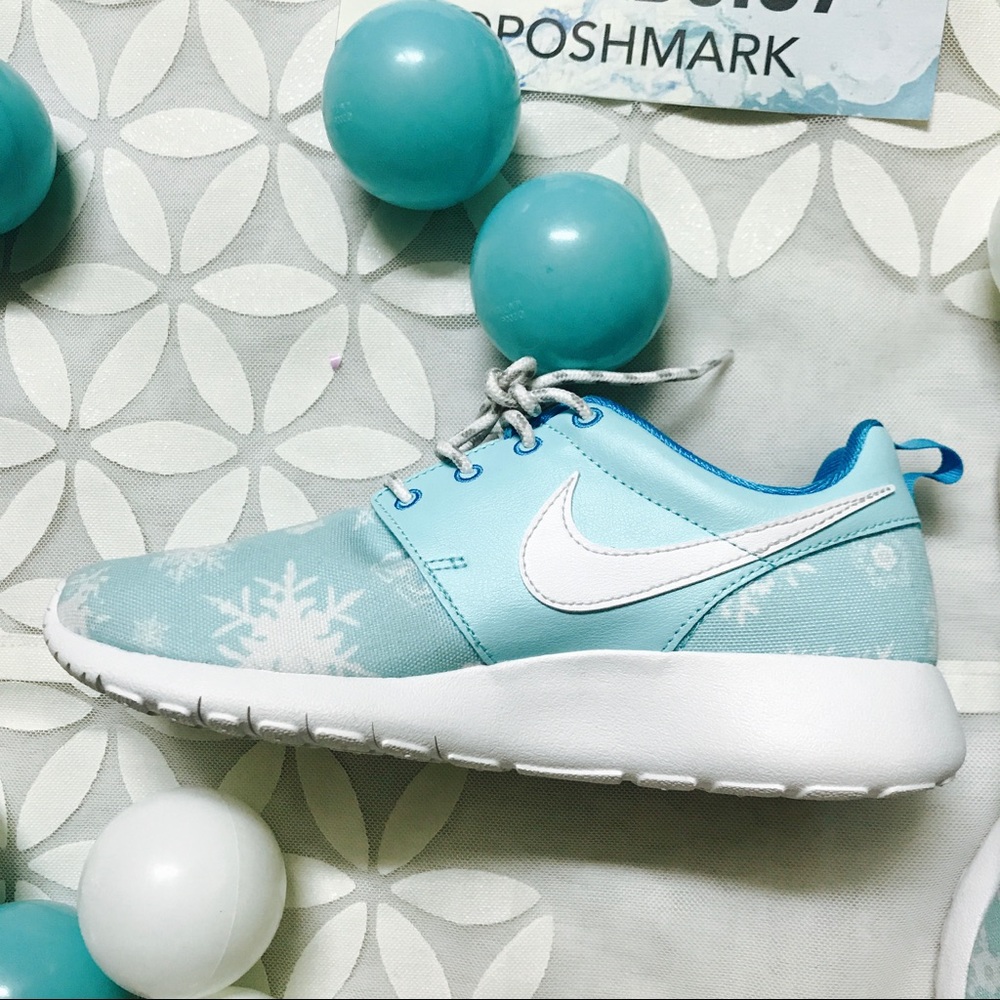 New Nike Roshe Print Women (7-7.5) Big Kig 6y - Picture 4 of 6