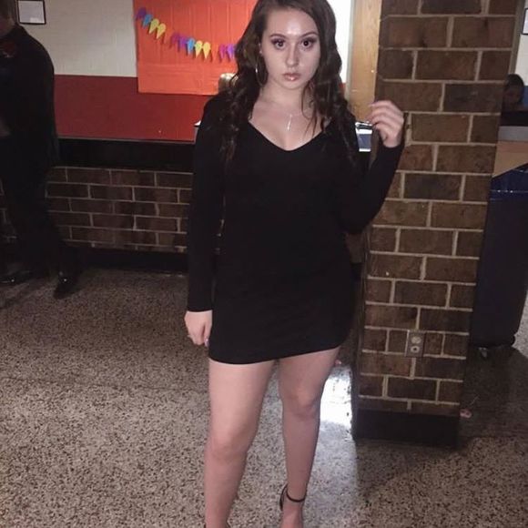 Meet your Posher, Krista - Picture 1 of 1