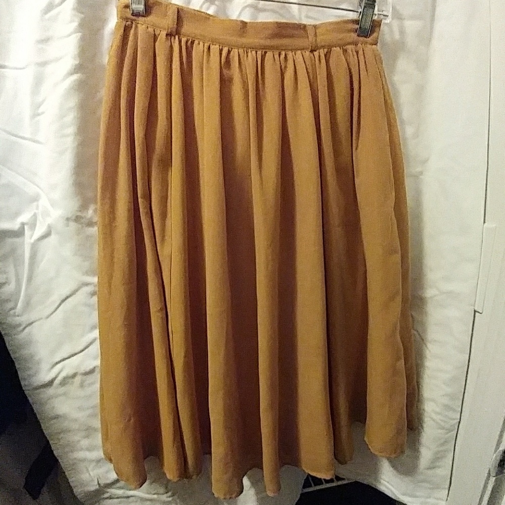 Flared all season skirt