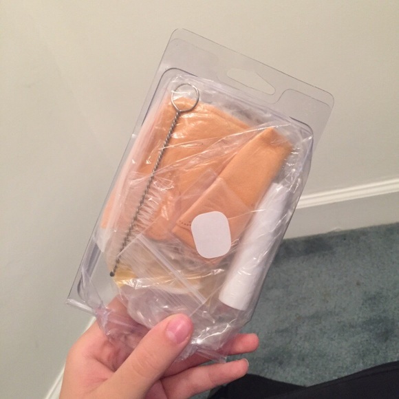 Saxaphone - Picture 2 of 3