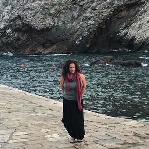 Meet your Posher, Dana