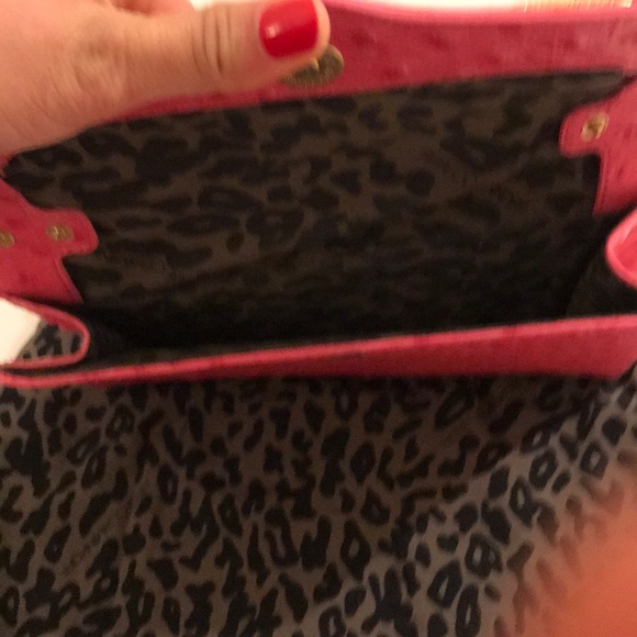 Pink Clutch - Picture 2 of 3