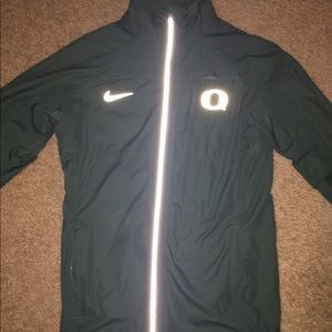 Oregon zip up