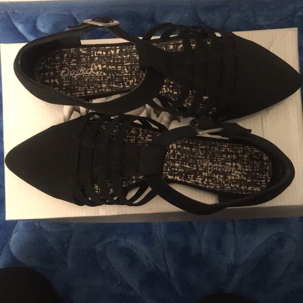 Qupid Black Flats