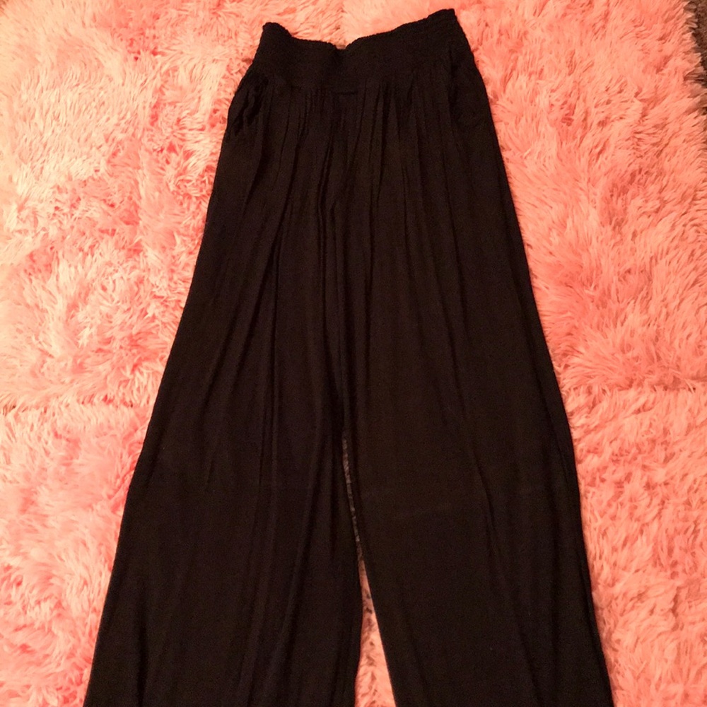 Gently worn mossimo supply co. Palazzo pants