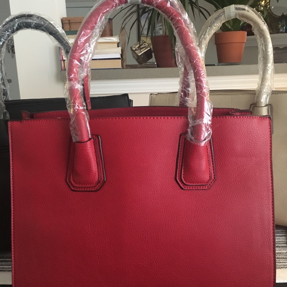 100% Vegan Leather Handbags!