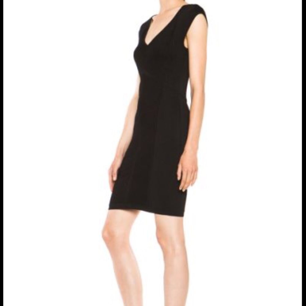 Diane Von Furstenberg cocktail 🍹Black dress