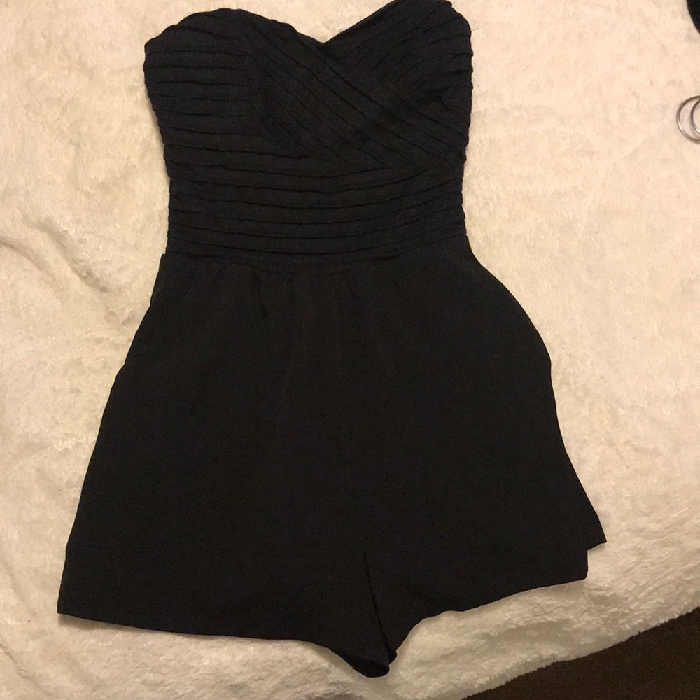 Criss cross detail romper