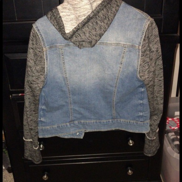 Jean Jacket - Picture 2 of 3