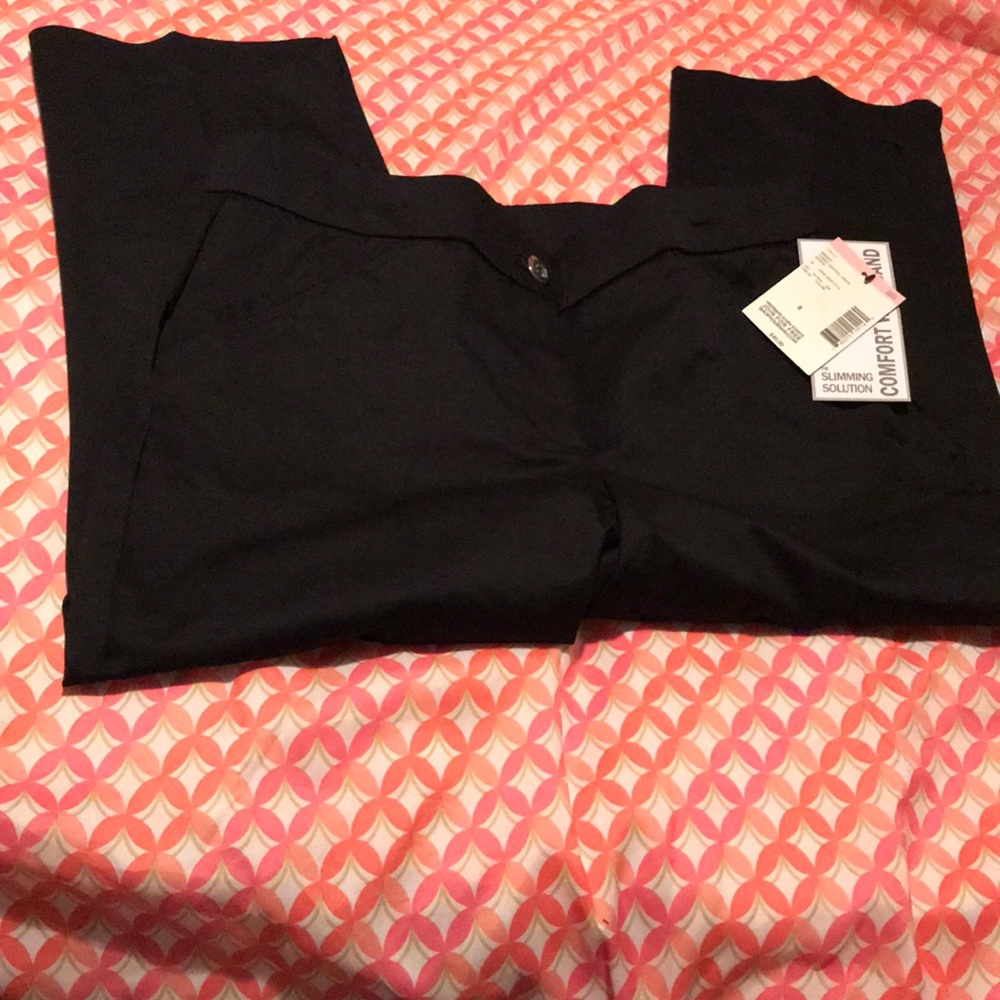 🌺🌺Capris (E-3Size8) & (E-4 Size10) EACH
