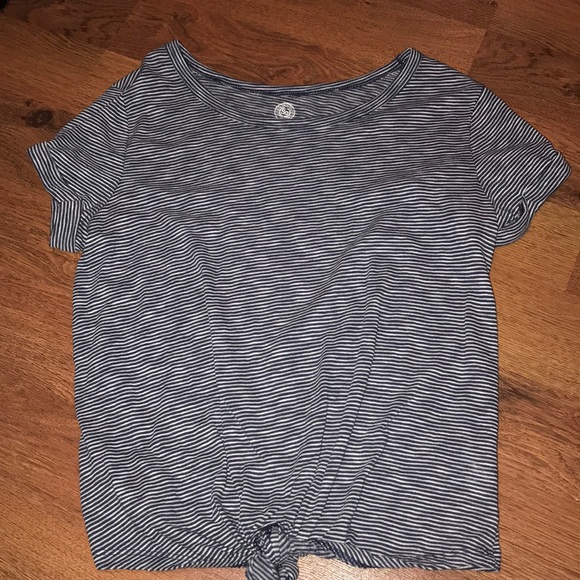 SO Tops - Stripped tye shirt