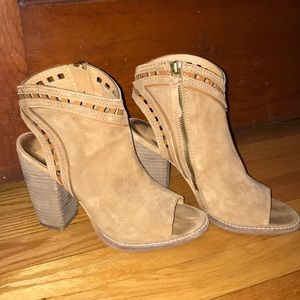 Dolce vita peep toe booties