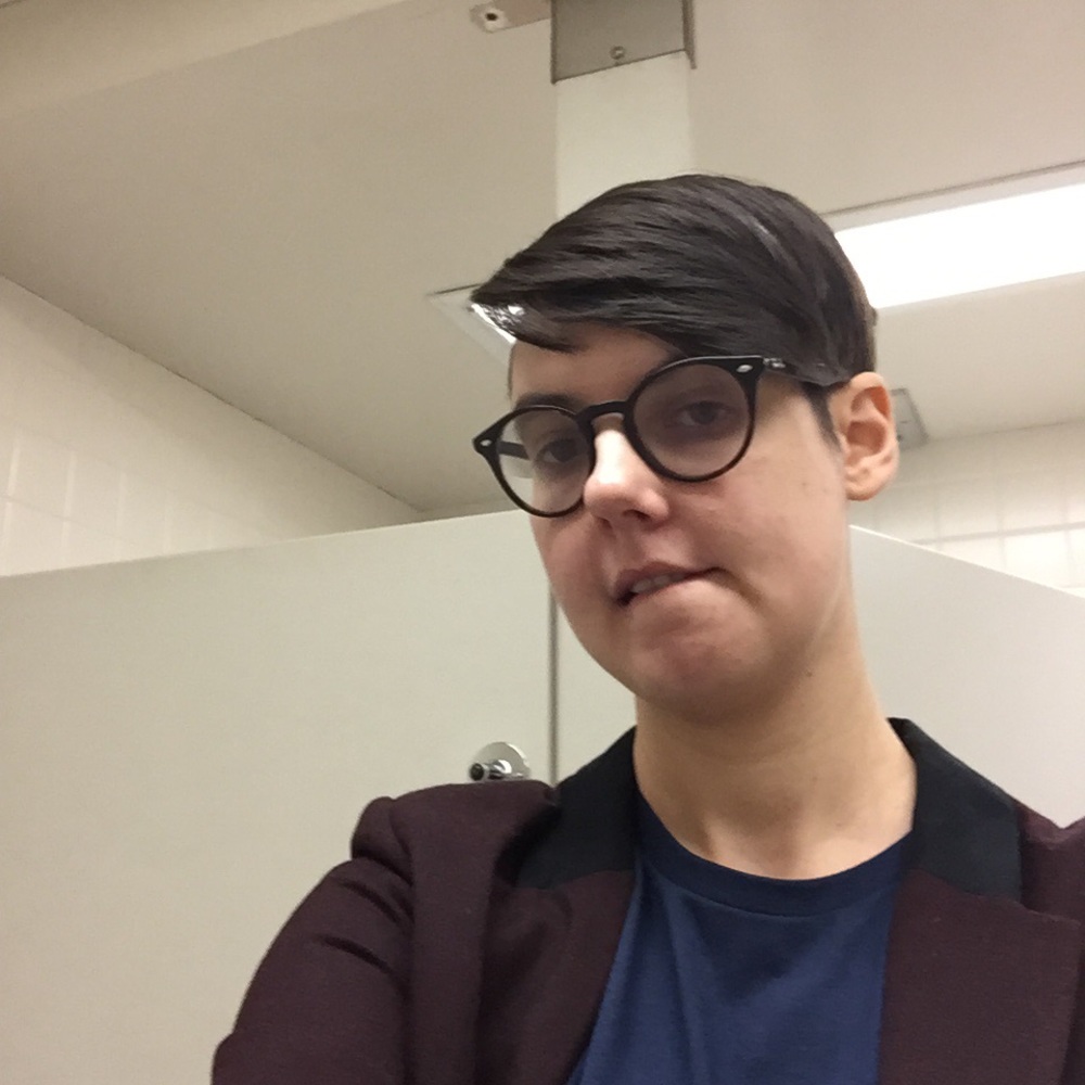 Meet your Posher, Lee