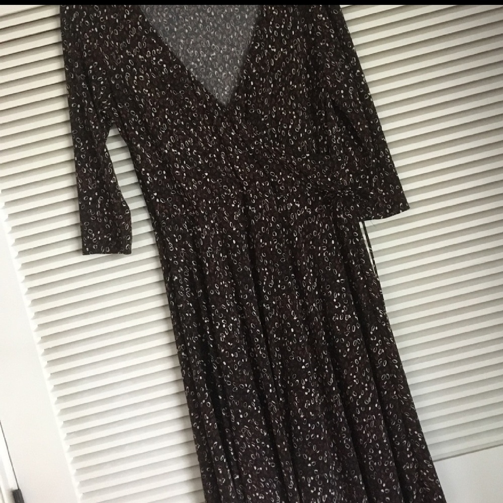 Faux wrap dress chocalate paisley color