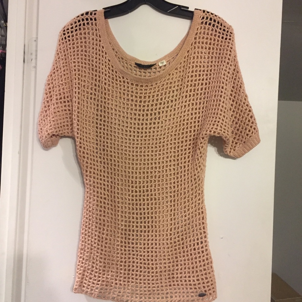 GUESS FISHNET TOP ⭐️ - Picture 3 of 5
