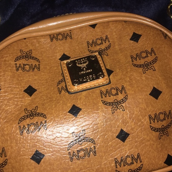 Sold - Picture 2 of 3