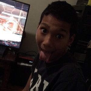 Meet your Posher, Malik