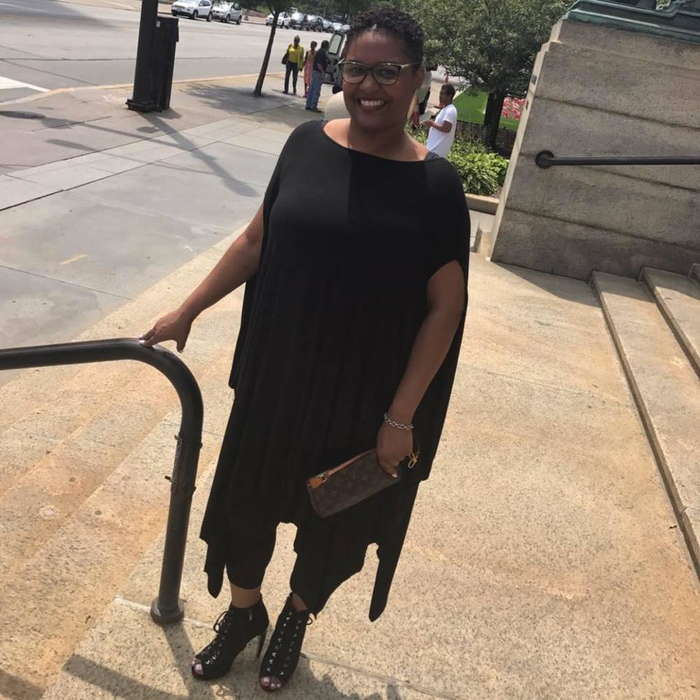 Meet your Posher, Othesha