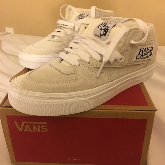 vans half cab white suede
