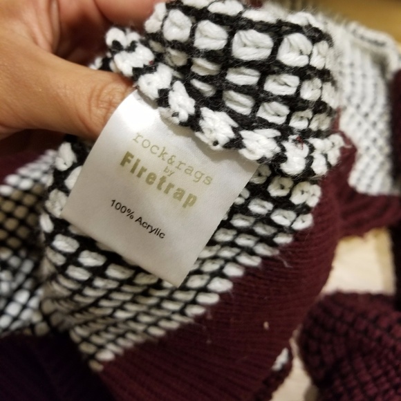 Chunky Sweater - Red/Burgundy + B&W - Picture 6 of 6