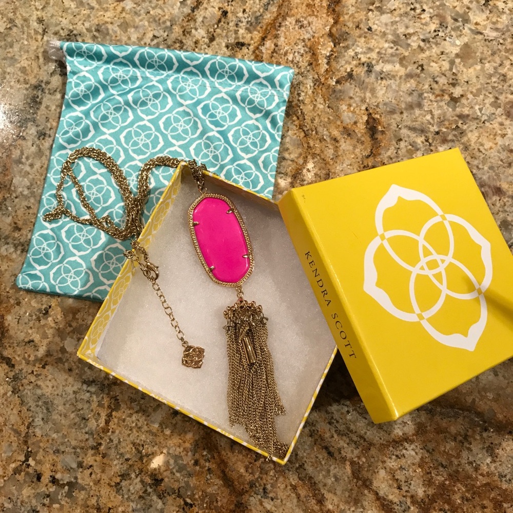 Kendra Scott Necklace