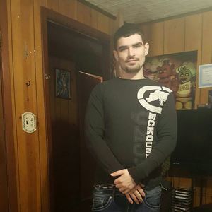 Meet your Posher, Bobby