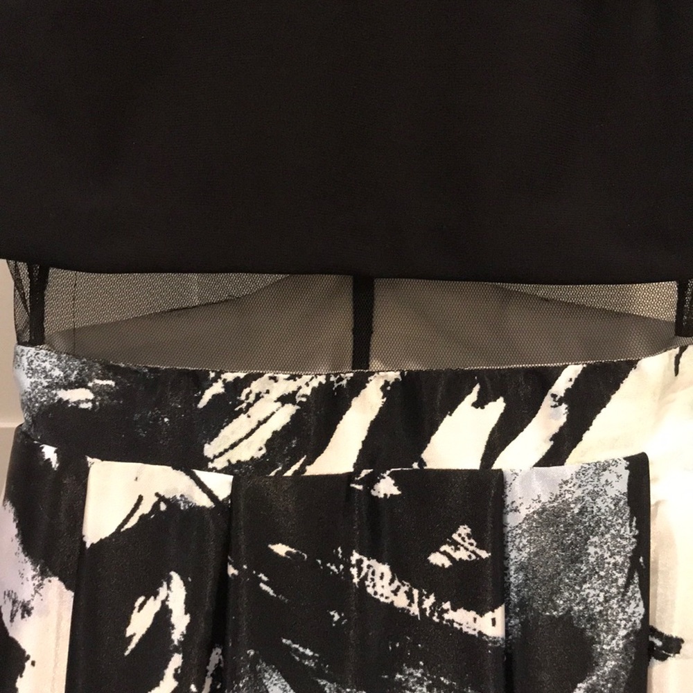 Prom Dress 🖤 - Picture 2 of 7