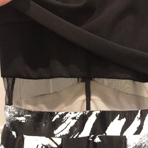 Prom Dress 🖤 - Picture 5 of 7