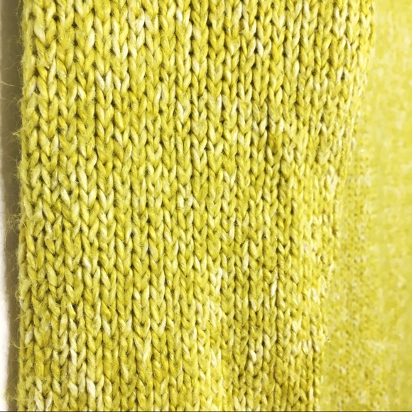 Subtle Sparkle Button Shoulder Heather Lime - Picture 6 of 8