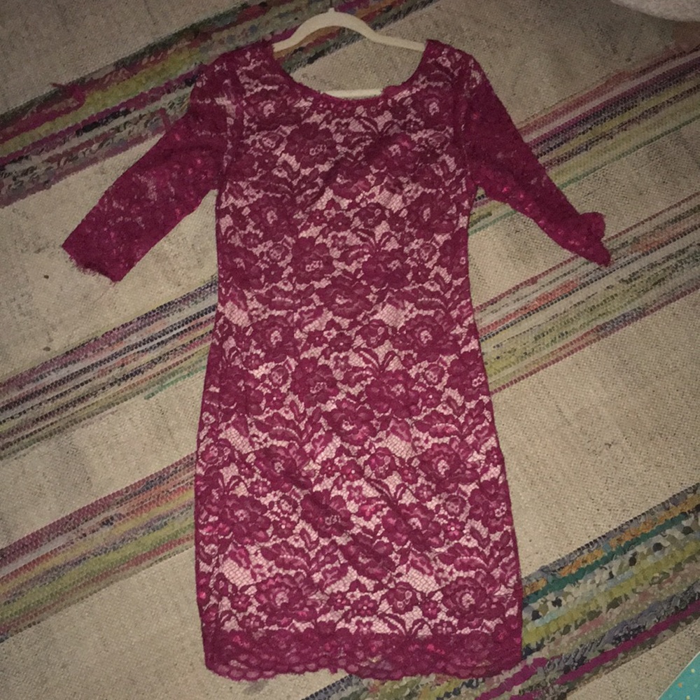 Lacey Maroon Fitted Party Dress 😍