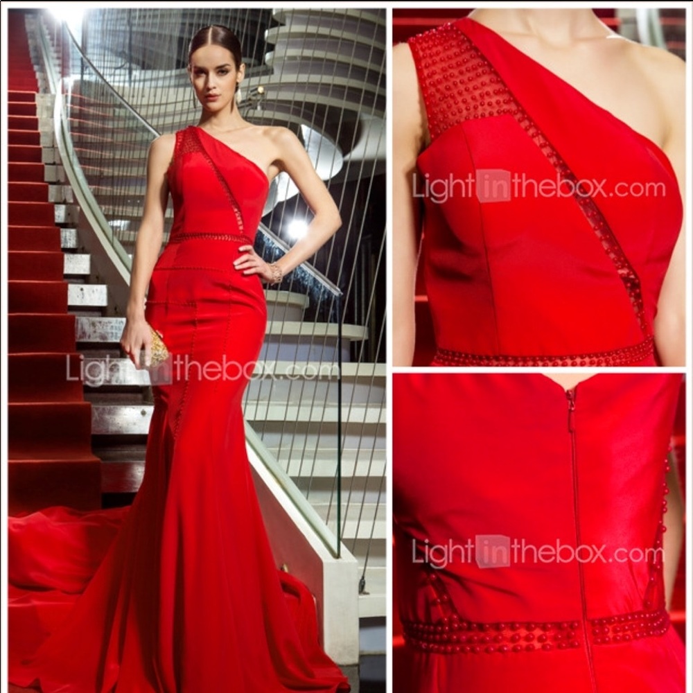 Black Mermaid/trumpet style gown